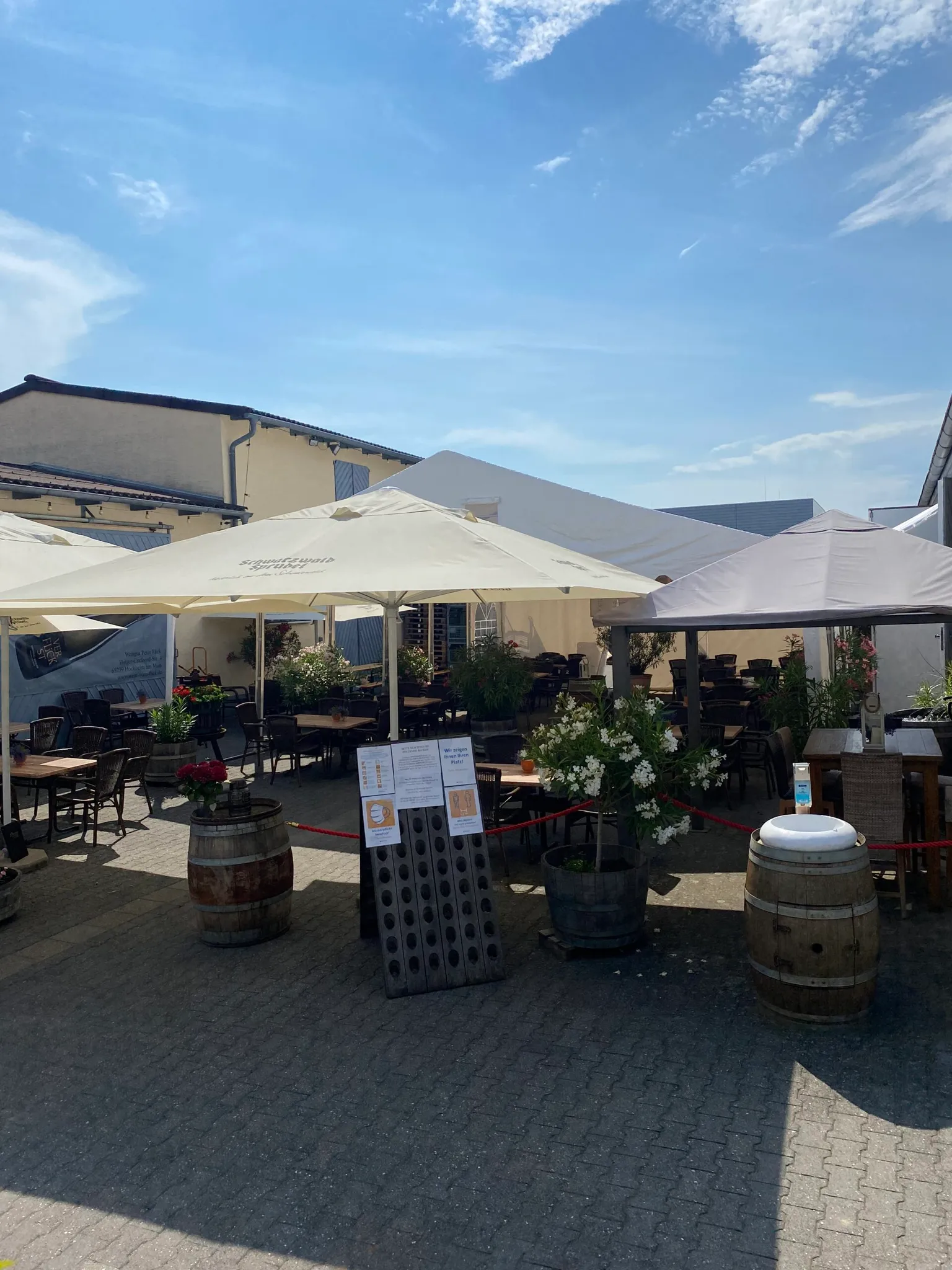 Hofausschank des Weinguts Peter Flick in Hochheim